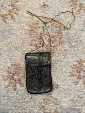 Snakeskin Print Mini Phone Crossbody Wallet Purse Gold Chain